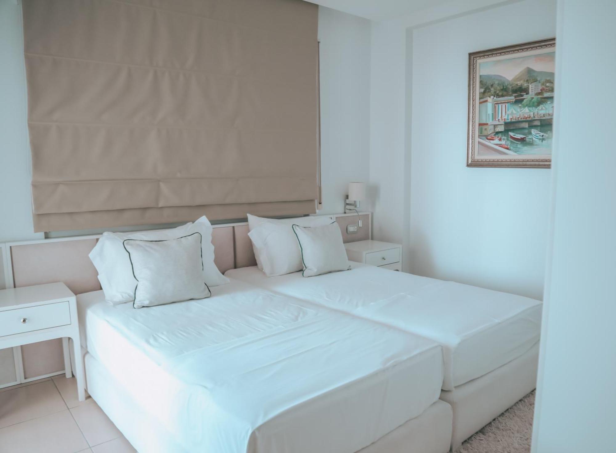 Limani Deluxe Apartments Sarandë Eksteriør bilde